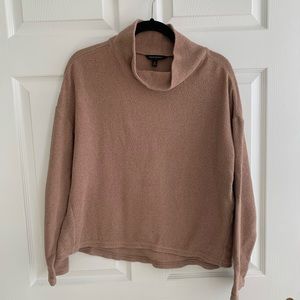 Banana Republic Women’s Tan Turtleneck Sweater